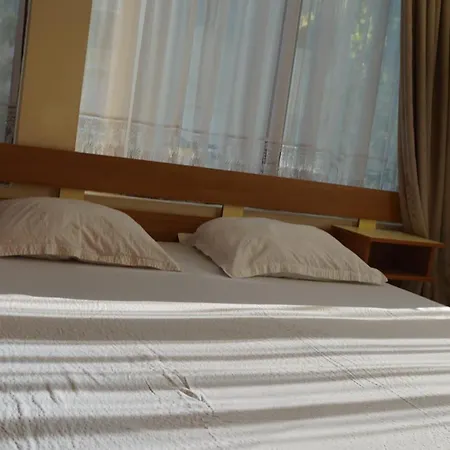 Tosca Guest house Mangalia